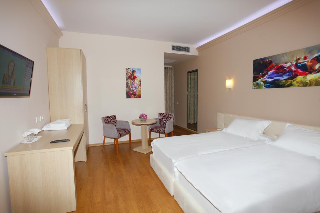 Hotel Green Hotel 4*